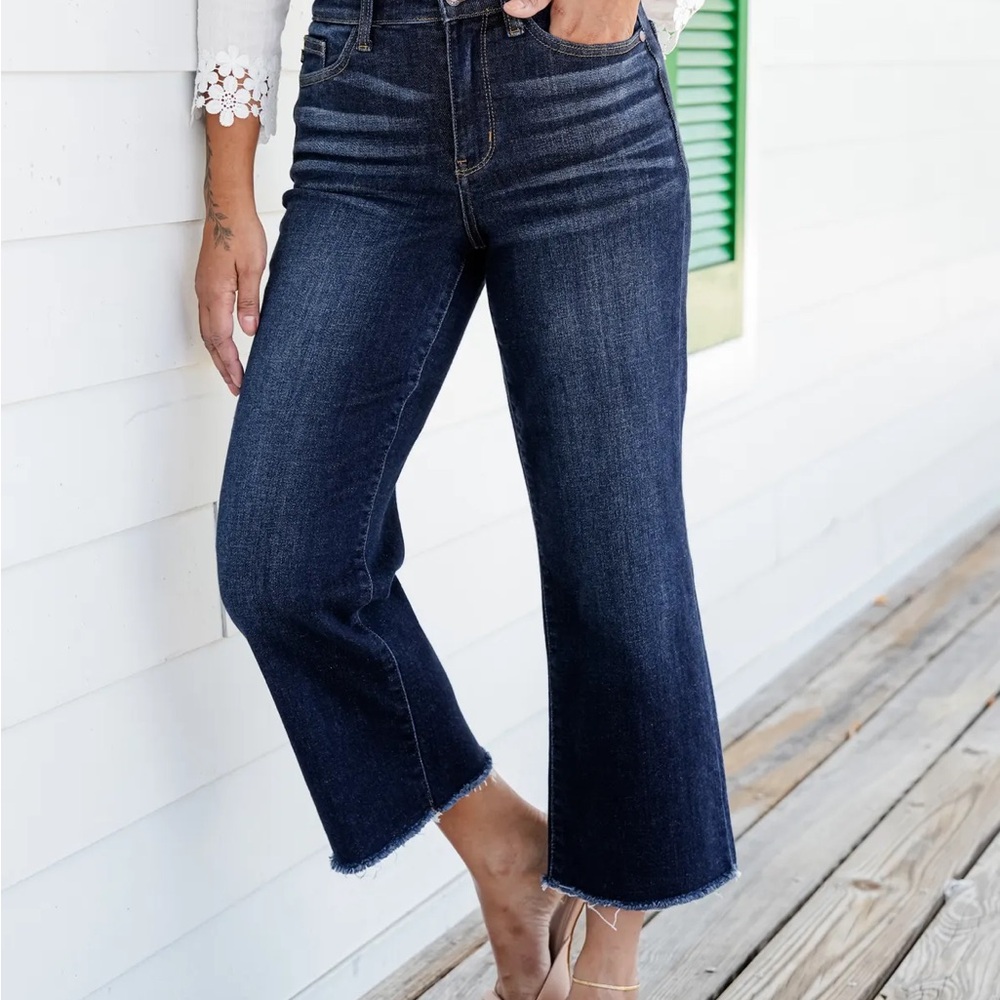 Judy Blue Ankle Cropped Blue Jeans Relaxed Fit